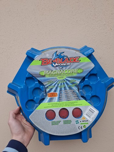 Beyblade force arena - beyblade,