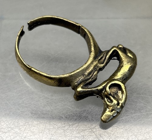 Anello antico stile romano - , in