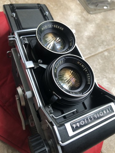 Macchina fotografica medio