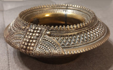 ANTICO POSACENERE IN OTTONE INCISO E DECORATO - ARTE AFRICANA - VINTAGE