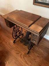 Antiq Willcox & Gibbs  sewing