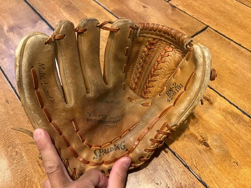 Tasca rick monday spalding - monday,