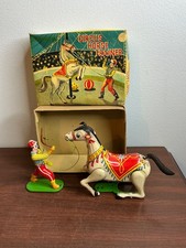 Giocattolo di latta vintage