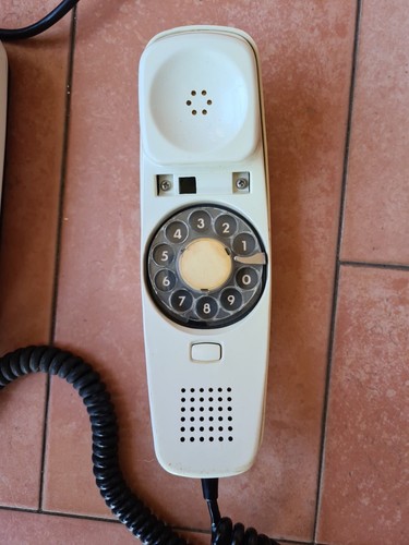 TELEFONO