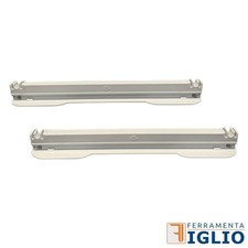 Coppia Staffe in Resina