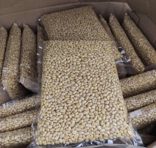 450g pinoli siberiani - 450g, freschi