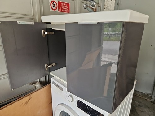 Lavandino bagno con - lavandino,