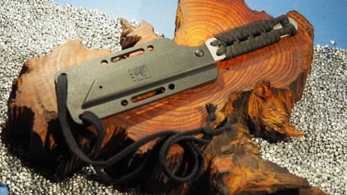 Mai usato crkt - mai, coltello