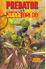 PREDATOR VS JUDGE DREDD ed. Magic press Sconto 20%