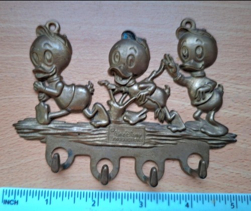 Walt disney productions vtg - walt,