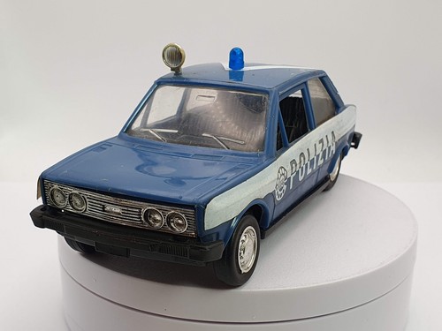 Fiat 131 polizia - fiat, p27