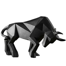 Statua geometrica di toro