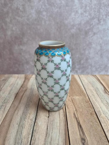 Vase legras cie st denis - &,