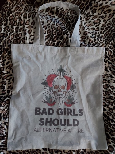 Nuova bad girls should - girls,