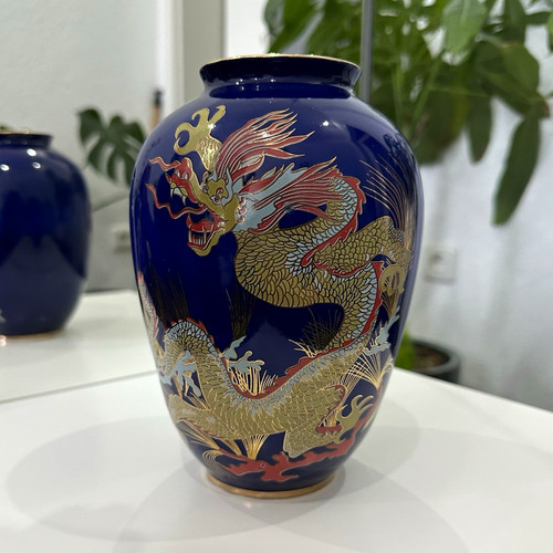 Vaso drago corona scaffale