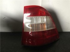 faro posteriore destro per