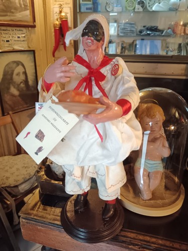 Pulcinella terracotta - in,