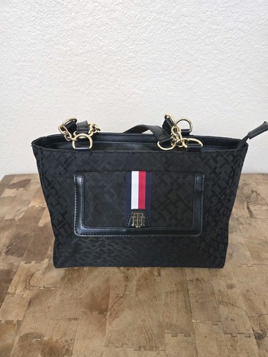 Tommy hilfiger logo - tommy,