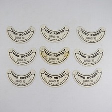 9 VECCHIE TARGHETTE ETICHETTE PER BOTTIGLIE VINO ROSSO IN METALLO VINTAGE V973