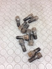 VOLKSWAGEN PASSAT SW (1998) 1.9 DIESEL 81KW 5P N.12 BULLONI RUOTE CERCHI IN LEGA