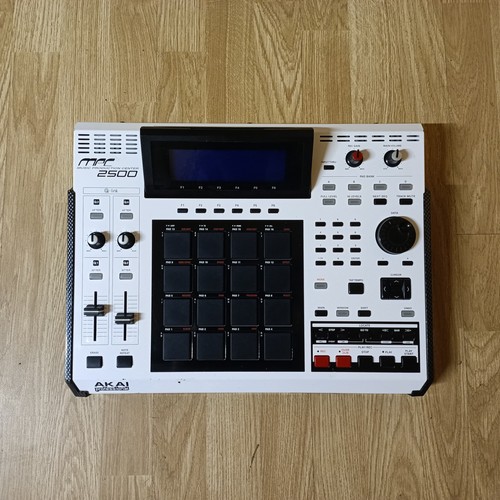 Akai mpc 2500 special - se,