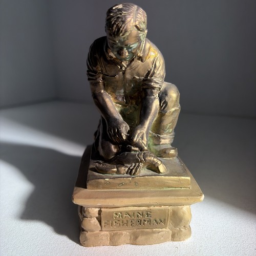 Statuina scultura arte