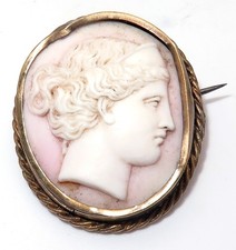 Antica spilla cammeo