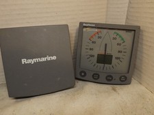 Espositore RAYMARINE RAYTHEON ST80 WINDS. Casco auto serie. Cover C/N.  Usato GWO.