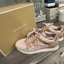 Michael Kors Pink Gold Logo