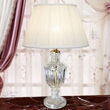 Lampada da tavolo classica in