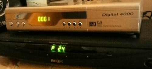 Decoder satellitare 2 - decoder, n.2