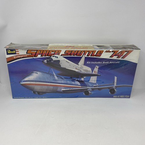 Space shuttle 747 144 - shuttle,