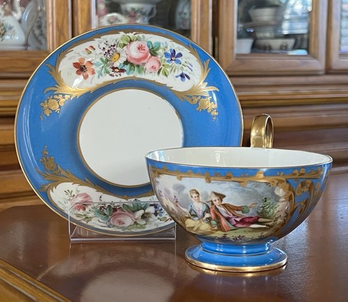 Antica tazza piattino in - tazza, e