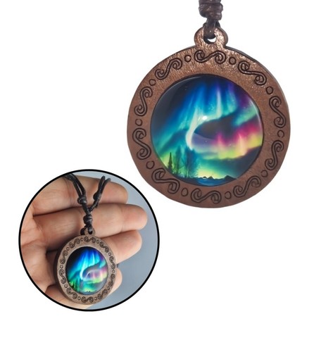 Collana con ciondolo vetro