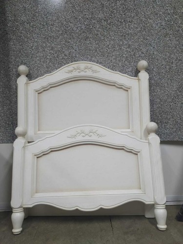 Letto singolo comodino - e,