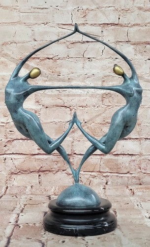 Statua coppia danzante - , bronzo