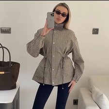 ZARA: Giacca a collo alto a