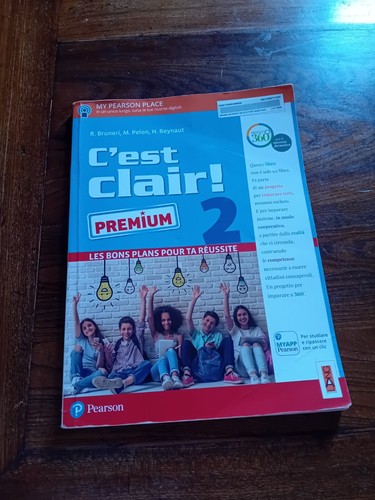 Est claire libro - c'est,