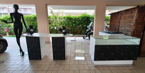 Arredamento completo per - completo,