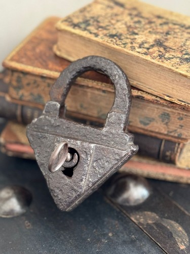 Antico lucchetto pad lock - lucchetto, ,