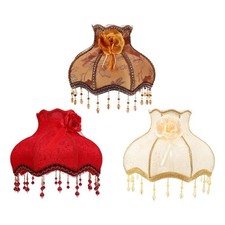 Paralume con frange e nappe