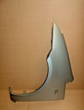 parafango siniistro anteriote ford C-max  titanium anno  2009