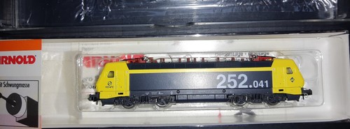 Arnold 2390 locomotore - arnold,
