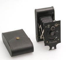 Contessa Nettel Piccolette con