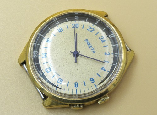 Famoso noto orologio russo - e,