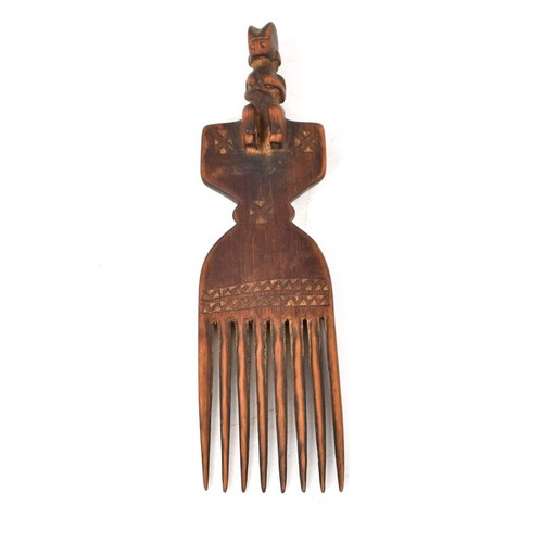 Comb figurativo nyamwezi mwana - comb,