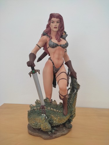 Red sonja statue bust - sonja,