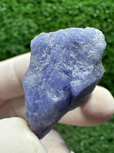 Cristallo tanzanite con - con, cambio