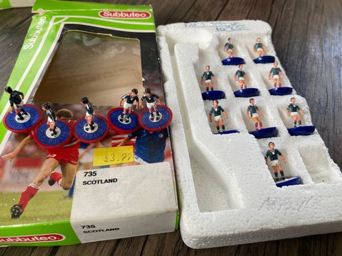 Subbuteo 735 10 - lw,