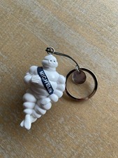 portachiavi omino michelin seduto